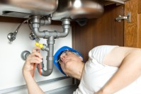 iStock_000016552798Smallplumber.jpg